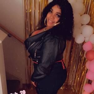 Meet your Posher, Jasmine